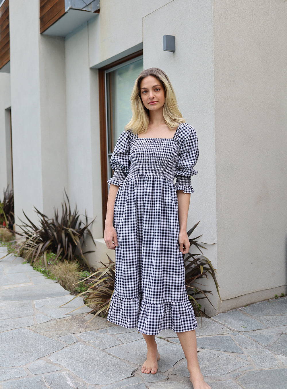 Toni Dress-Black