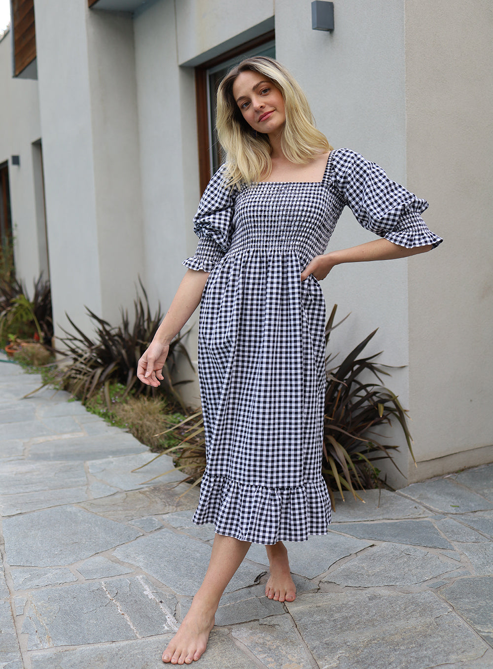 Toni Dress-Black
