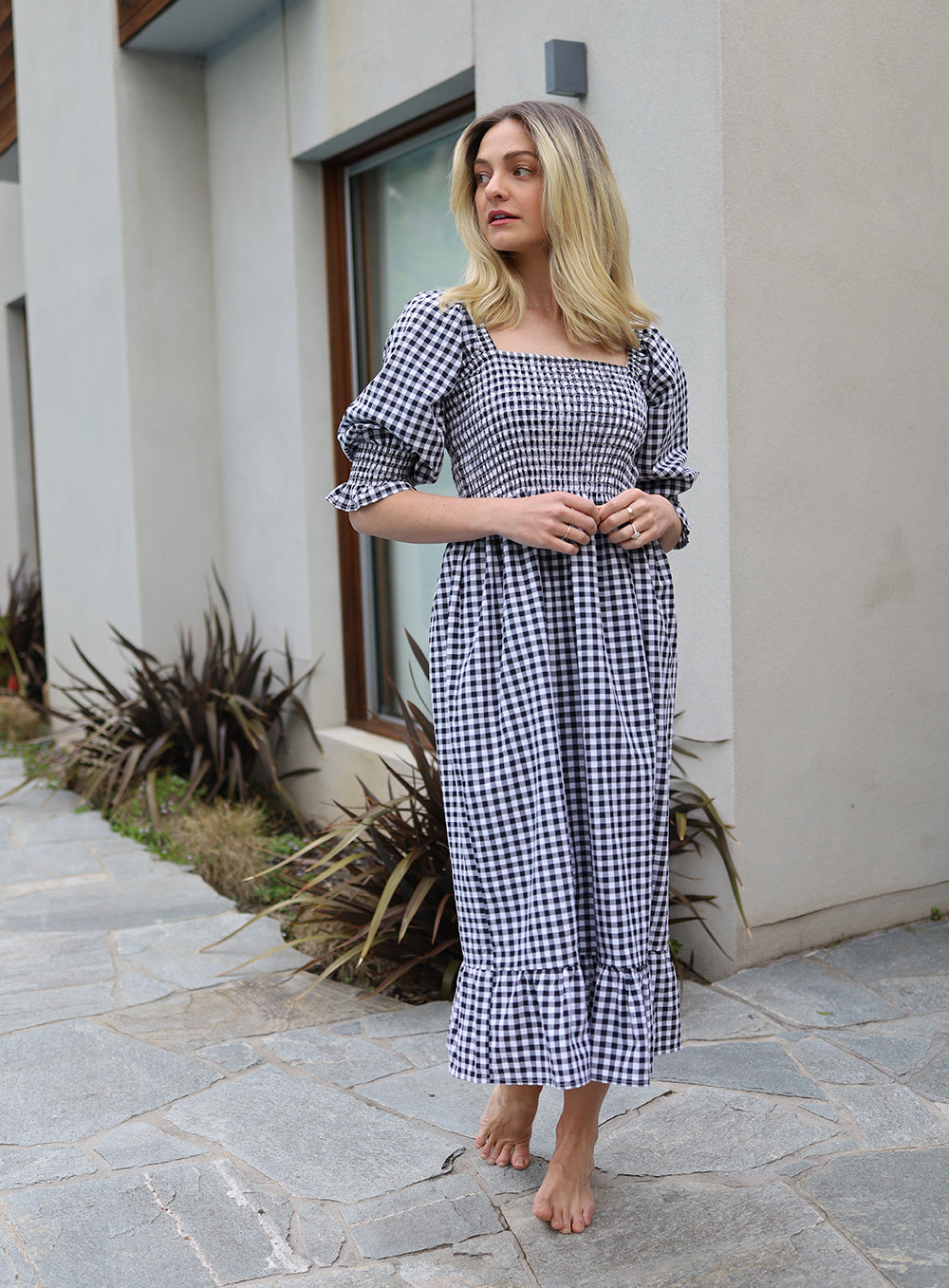 Toni Dress-Black