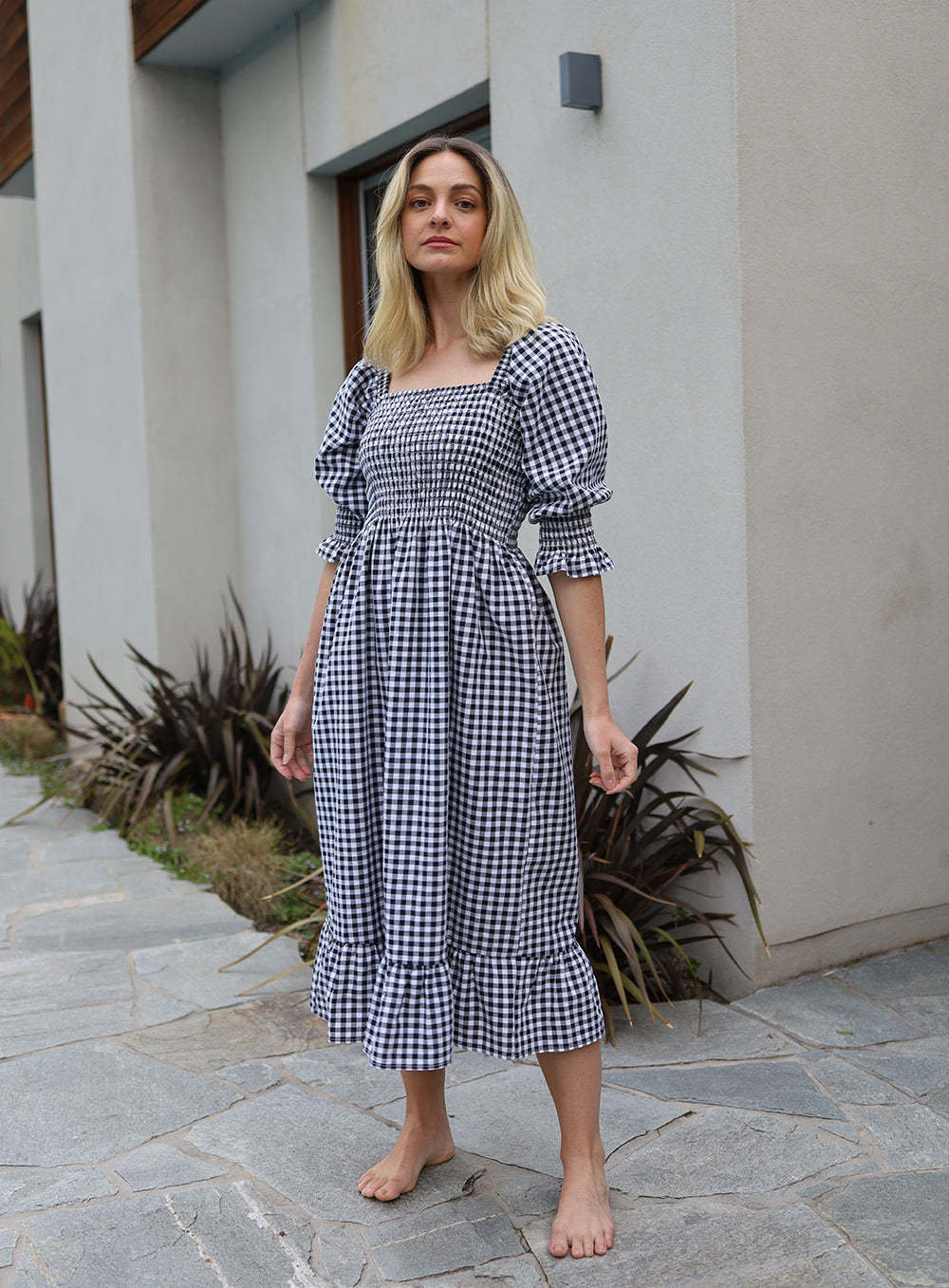 Toni Dress-Black